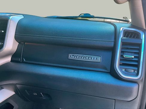 Used 2019 RAM 1500 Laramie RWD image 17