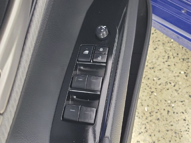 Certified 2025 Toyota Camry SE FWD image 22