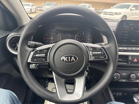 Used 2020 Kia Forte Sedan FWD image 23