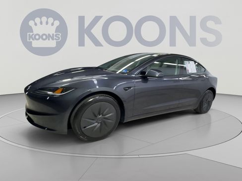 Used 2026 Tesla Model 3 RWD image 5