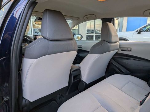Used 2022 Toyota Corolla LE image 16