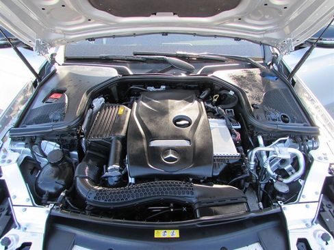 Used 2019 Mercedes-Benz E 300 image 39