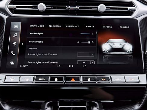 Used 2025 Aston Martin Vanquish RWD image 70