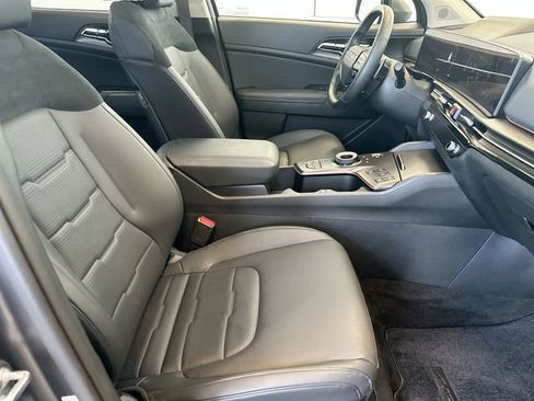 Certified 2026 Kia Sportage SX Prestige AWD/4WD image 28