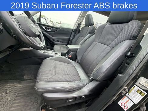Used 2019 Subaru Forester Premium AWD/4WD image 21