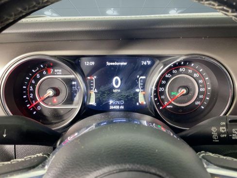 Used 2021 Jeep Wrangler Unlimited Rubicon image 13