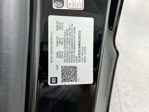 Used 2022 Chevrolet Camaro LT RWD image 32