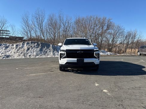 Used 2025 Chevrolet Tahoe RST w/ Comfort Package image 2