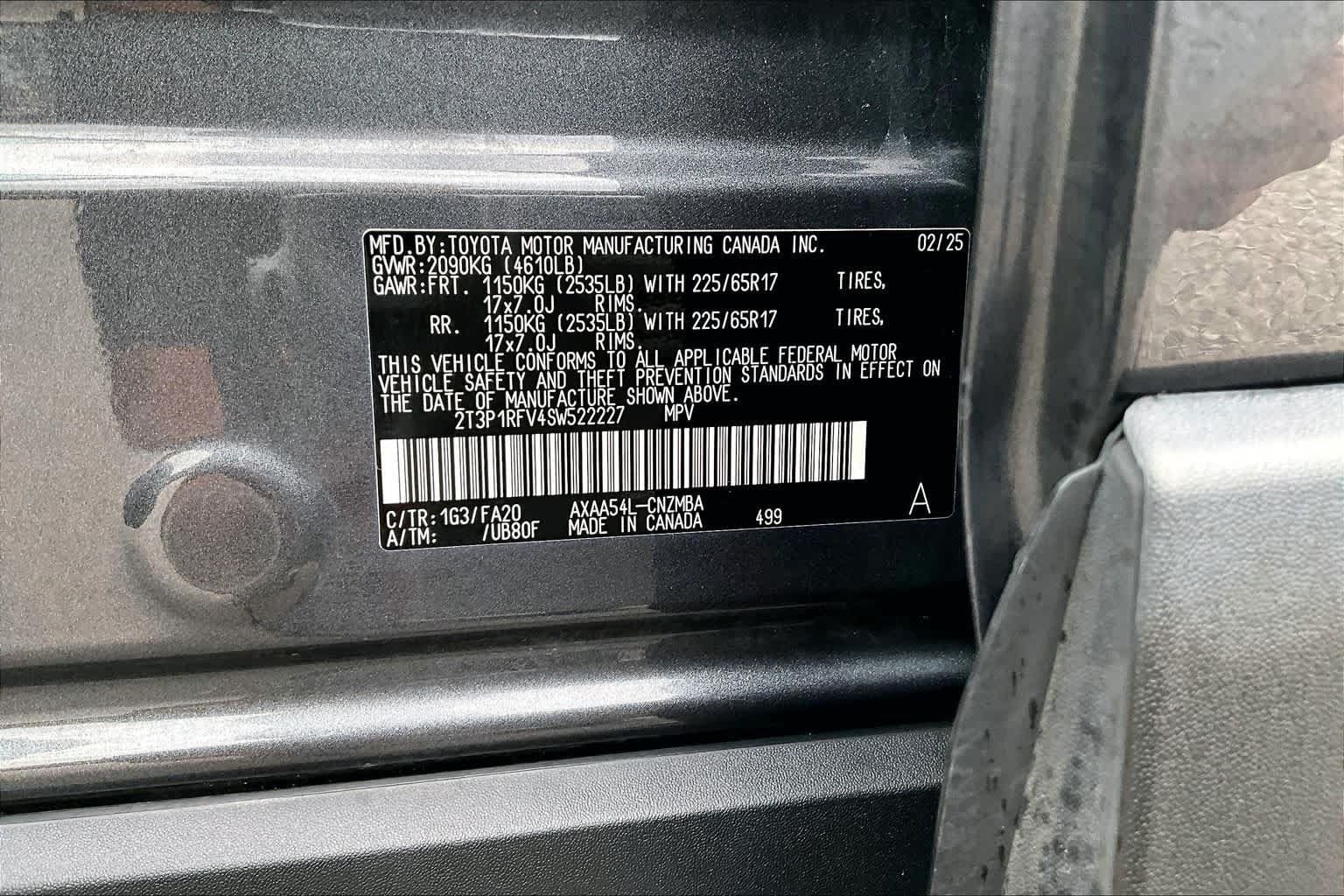Used 2025 Toyota RAV4 XLE AWD/4WD image 38