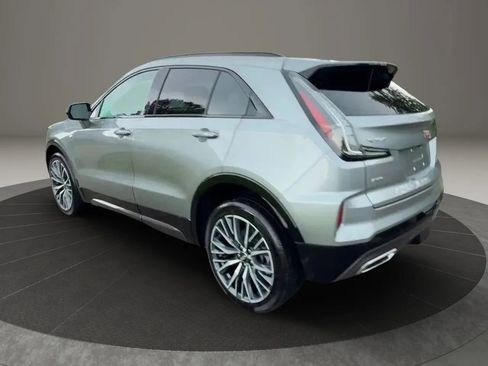 Used 2024 Cadillac XT4 Sport image 3