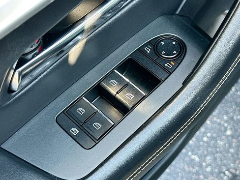 Used 2025 MAZDA CX-90 3.3 Turbo w/ Preferred Package image 18