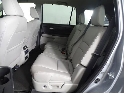 Used 2022 Honda Pilot Special Edition image 13