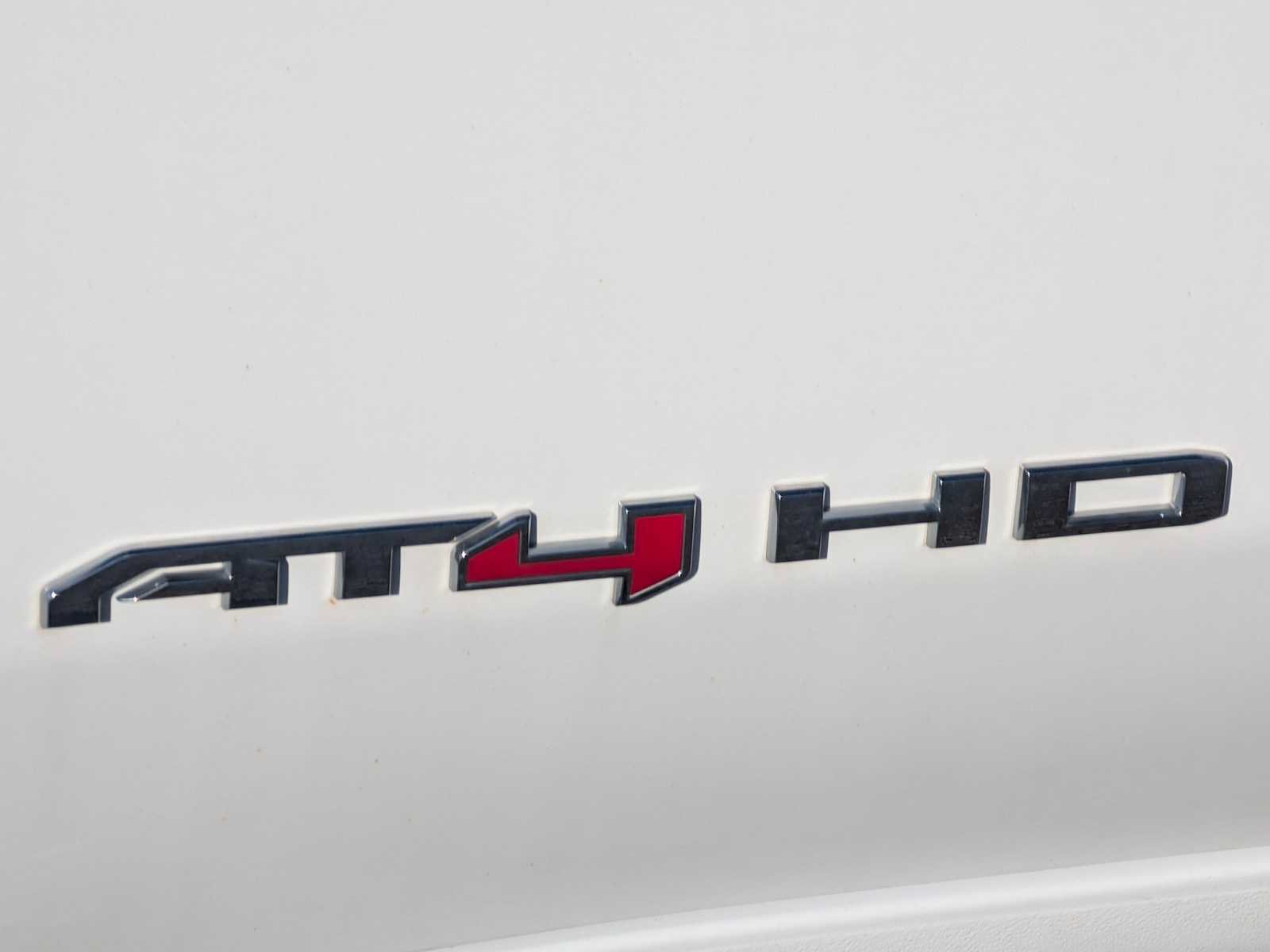 Used 2023 GMC Sierra 3500 AT4 w/ AT4 Premium Plus Package AWD/4WD image 13