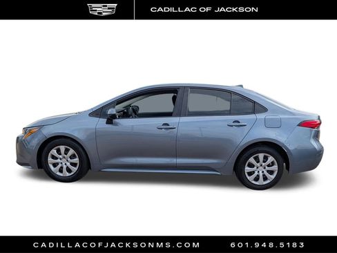 Used 2023 Toyota Corolla LE image 8