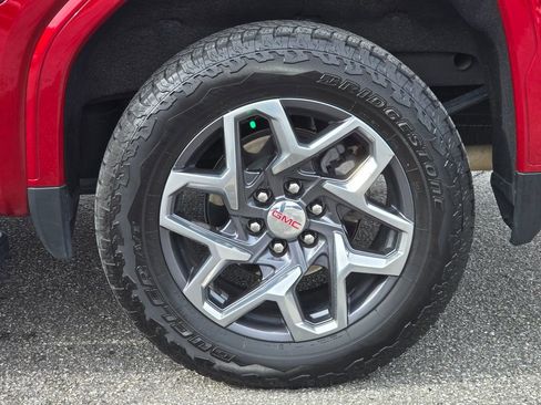 Used 2022 GMC Sierra 1500 SLT w/ SLT Premium Plus Package image 24