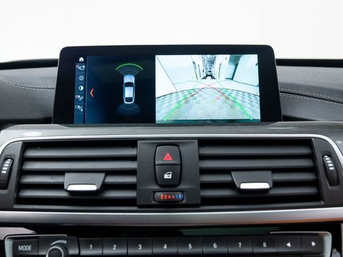 Used 2019 BMW 330i Gran Turismo xDrive image 24