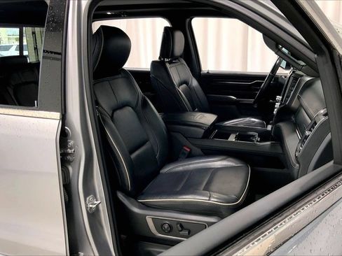 Used 2022 RAM 1500 Limited w/ Body Color Bumper Group RWD image 16