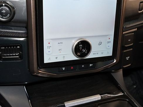 Used 2025 Ford F150 Lightning Lariat image 25