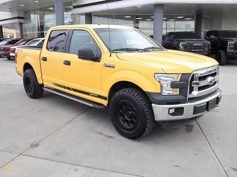 Used 2015 Ford F150 XLT w/ Trailer Tow Package image 8