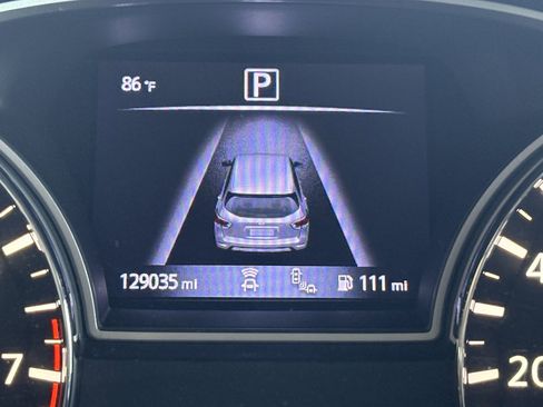 Used 2018 Nissan Pathfinder SL w/ Cargo Package image 15