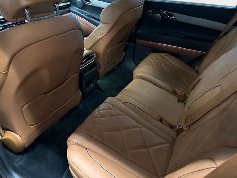 New 2025 Genesis GV80 3.5T Prestige image 14