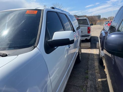 Used 2015 Ford Expedition EL Limited w/ Equipment Group 301A image 7