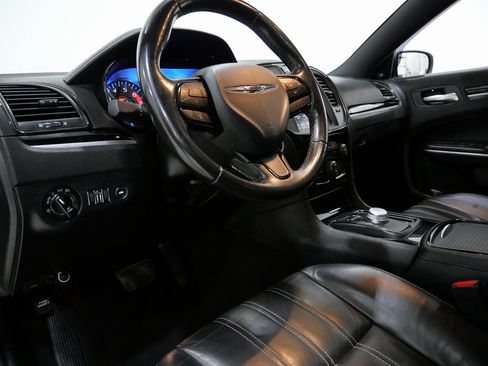 Used 2020 Chrysler 300 S image 12