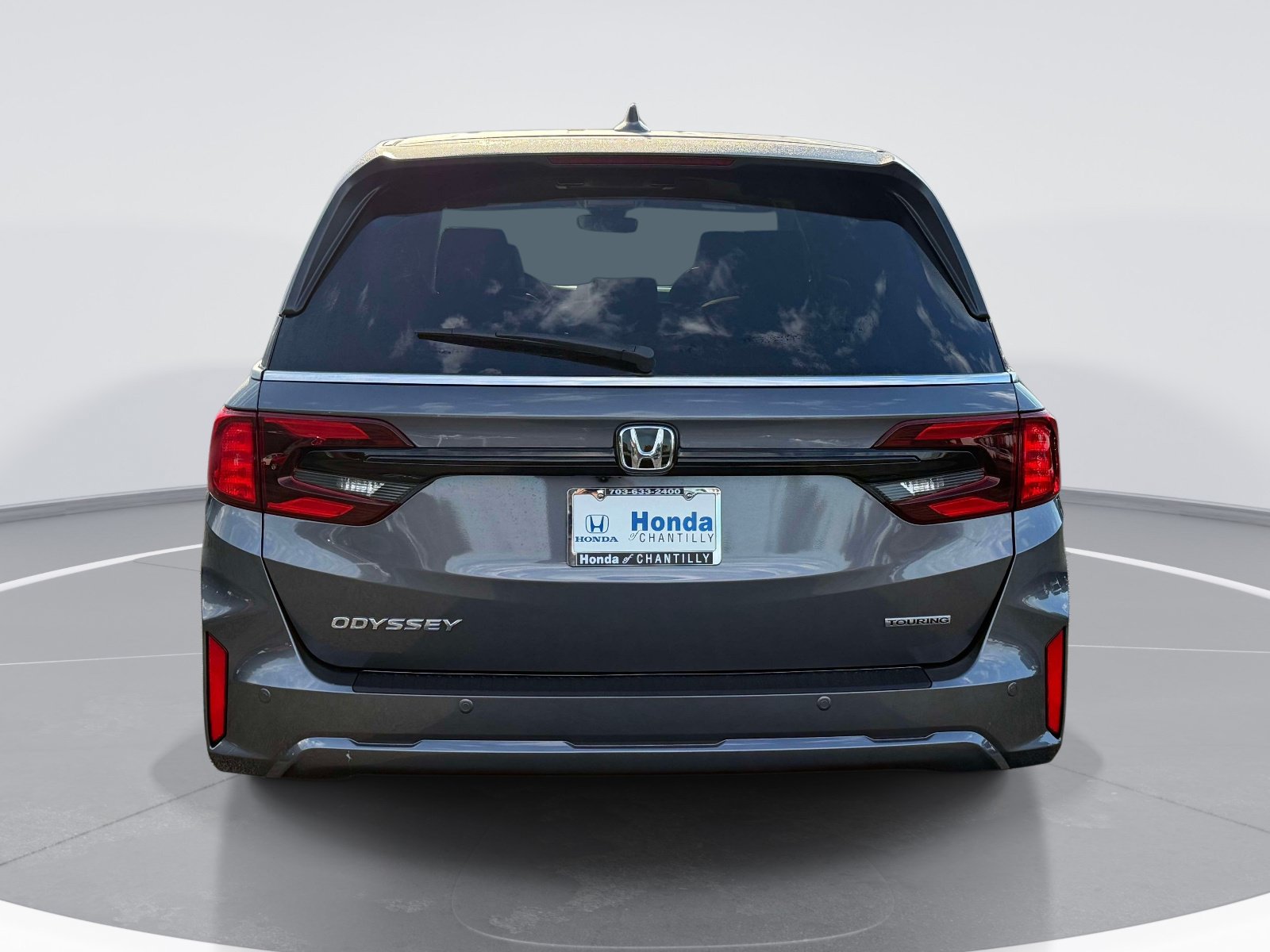 New 2027 Honda Odyssey Touring image 3