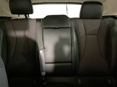 Used 2023 Buick Envision Preferred image 13