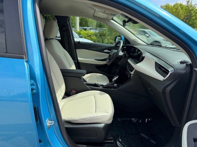 Used 2025 Buick Encore GX Sport Touring w/ Advanced Technology Package FWD image 20