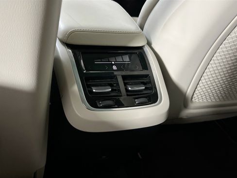 Used 2021 Volvo XC60 T5 Inscription image 26