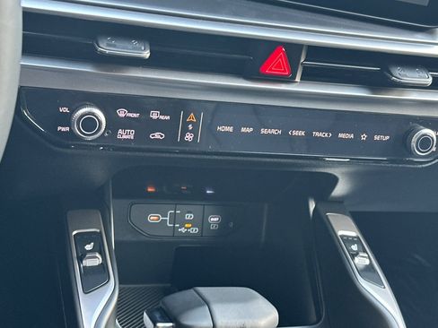 New 2026 Kia Sorento EX image 18