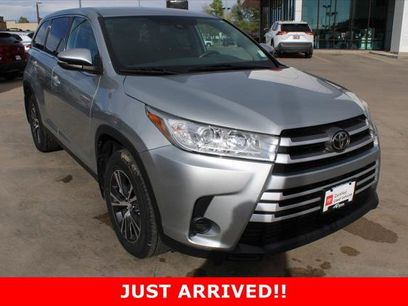 Certified 2019 Toyota Highlander LE