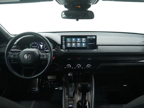 Used 2023 Honda Accord Sport image 13