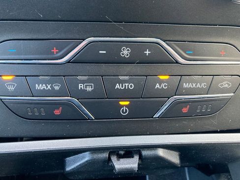 Used 2020 Ford Edge SEL w/ Cold Weather Package image 44