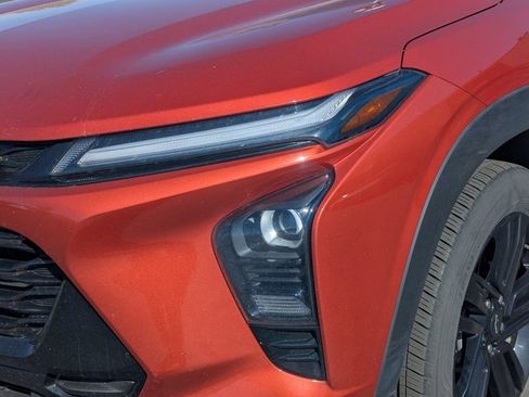 Used 2024 Chevrolet Trax ACTIV w/ Driver Confidence Package image 11