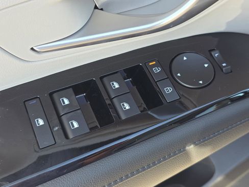 New 2026 Hyundai Tucson Limited image 13