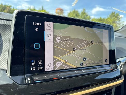 New 2026 Volkswagen Atlas Cross Sport SEL R-Line image 21