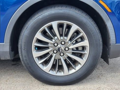 Used 2020 Lincoln Nautilus FWD w/ Equipment Group 101A image 10