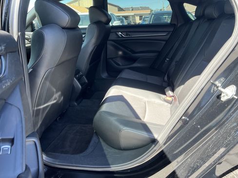 Used 2021 Honda Accord Sport image 13