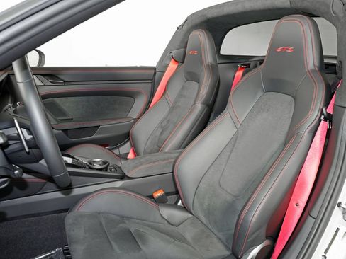 Certified 2024 Porsche 911 Targa 4 GTS AWD/4WD image 5