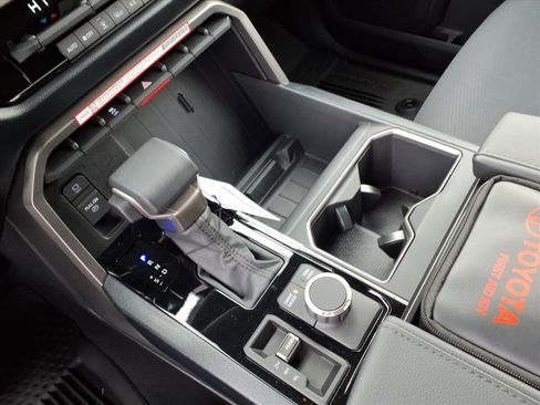 New 2026 Toyota Tundra SR5 w/ SR5 Convenience Package image 15