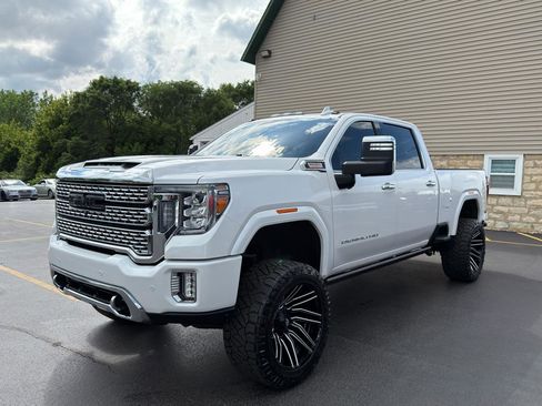 Used 2022 GMC Sierra 2500 Denali w/ Denali Ultimate Package AWD/4WD image 1