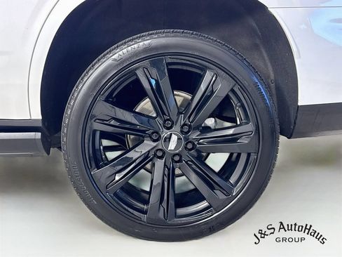 Used 2025 Cadillac Escalade Sport Platinum AWD/4WD image 41