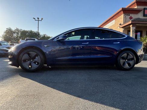Used 2018 Tesla Model 3 Long Range RWD image 4