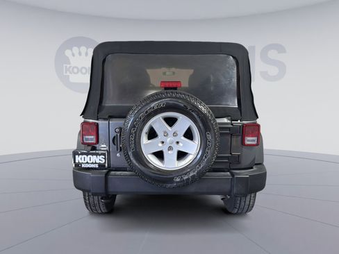 Used 2017 Jeep Wrangler Unlimited Sport w/ Quick Order Package 24S image 5