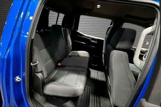 Used 2023 Chevrolet Silverado 1500 RST w/ Convenience Package II AWD/4WD image 24