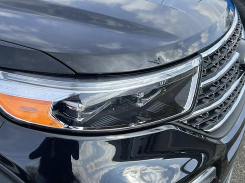 Used 2023 Ford Explorer XLT w/ Equipment Group 202A image 9