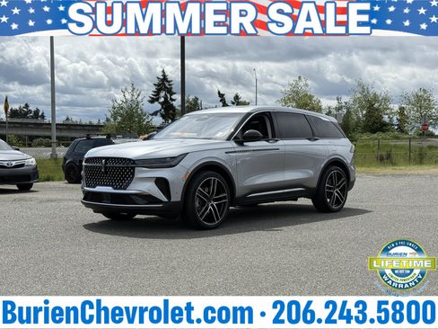 Used 2024 Lincoln Nautilus Premier w/ Equipment Group 102A AWD/4WD image 41