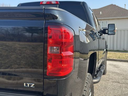 Used 2018 Chevrolet Silverado 2500 LTZ w/ Duramax Plus Package image 11